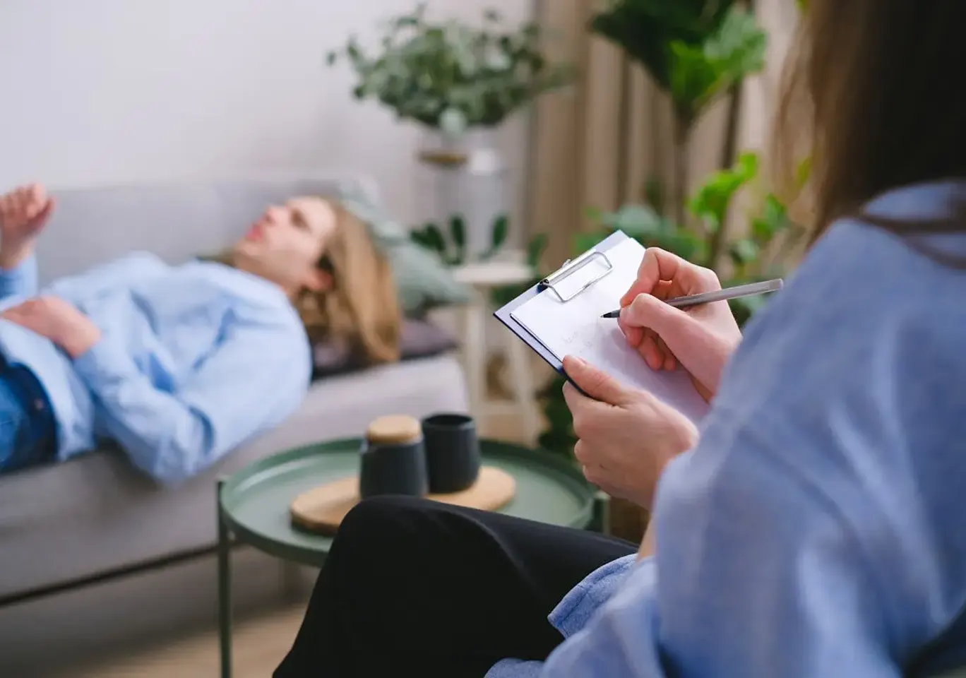 Psychiatra Lublin: sesja terapeutyczna na kozetce
